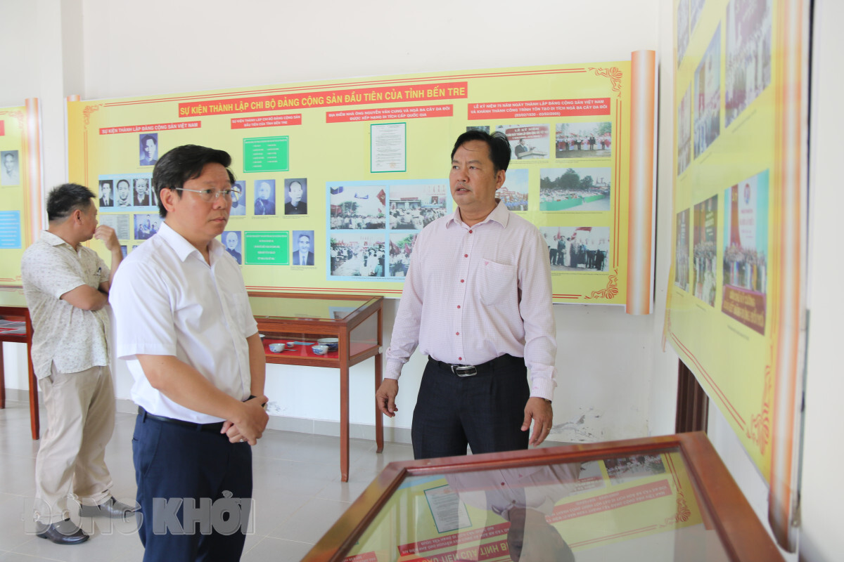 Phó bí thư Thường trực Tỉnh ủy Trần Thanh Lâm khảo sát Di tích quốc gia Địa điểm nhà ông Nguyễn Văn Cung và Ngã ba Cây Da đôi