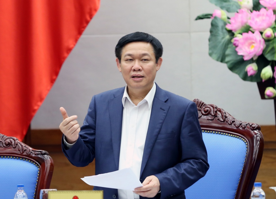 Cải cách chính sách tiền lương để nâng cao đời sống cho CBCCVC, LLVT và người lao động trong doanh nghiệp Phó thủ tướng Vương Đình Huệ. Ảnh: VGP/Thành Chung