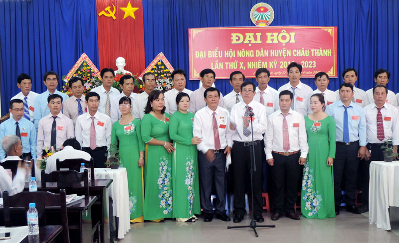 Ban chấp hành Hội Nông dân huyện nhiệm kỳ 2018-2023. Ảnh: Phạm Tuyết