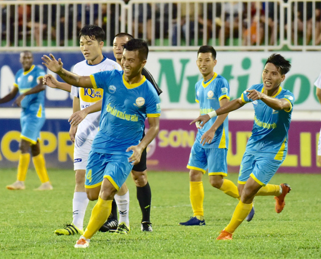 Niềm vui chiến thắng của Sanna Khánh Hòa ở vòng 18 V-League 2018