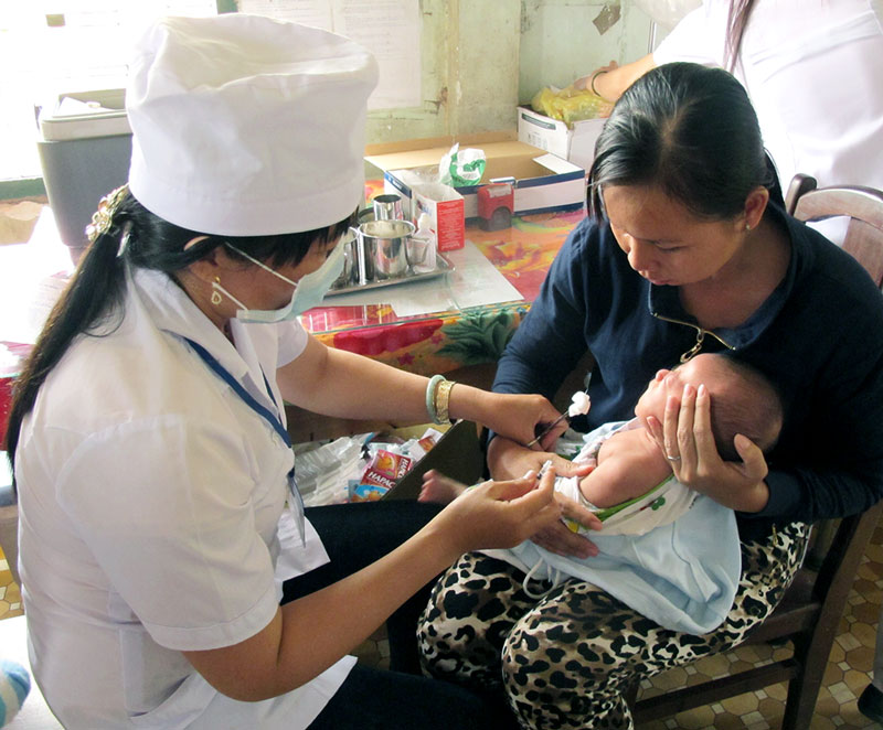 Đưa vắc-xin bại liệt vào chương trình tiêm chủng mở rộng Đối tượng tiêm vắc-xin IPV là trẻ đủ 5 tháng tuổi.
