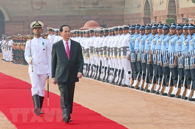 Thông tin chi tiết về lễ Quốc tang Chủ tịch nước Trần Đại Quang Chủ tịch nước Trần Đại Quang duyệt đội danh dự tại Lễ đón chính thức trong chuyến thăm cấp Nhà nước tới Cộng hòa Ấn Độ, ngày 3-3-2018, tại Thủ đô New Dehli. (Ảnh: Nhan Sáng/TTXVN)