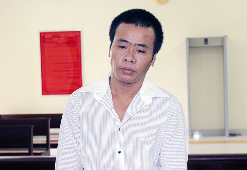 Hiếp dâm con ruột, lãnh án 19 năm tù Bị cáo Lê Hoàng Tâm tại phiên tòa hình sự sơ thẩm ngày 26-11-2018. Ảnh: H. Đức