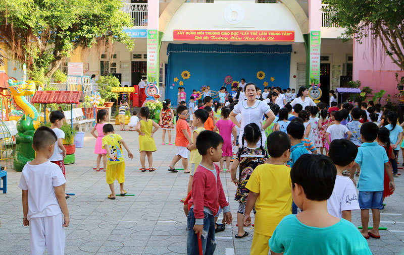 Giải “bài toán” thiếu giáo viên bậc mầm non Nhiều trường mầm non vẫn chưa tuyển được giáo viên.