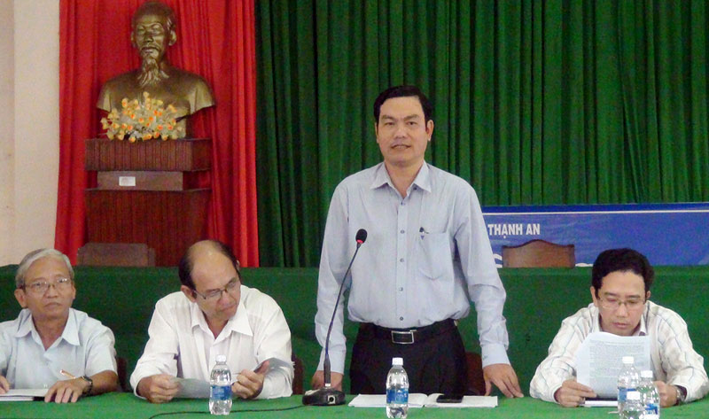 Tổng kiểm tra kết quả xây dựng xã văn hóa nông thôn mới Mỹ Thạnh An Phó chủ tịch UBND thành phố Nguyễn Văn Thương phát biểu tại buổi kiểm tra.