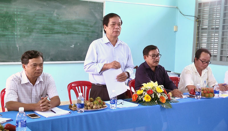 Phó giám đốc Sở Giáo dục và Đào tạo Lê Văn Chín t phát biểu kết luận buổi làm việc. Ảnh: Việt Cường