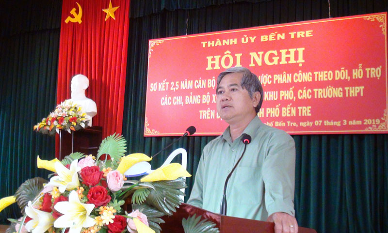 TP. Bến Tre thực hiện tốt phương châm “nắm” Bí thư Thành ủy Nguyễn Văn Đức phát biểu chỉ đạo hội nghị. Ảnh: Hồng Quốc