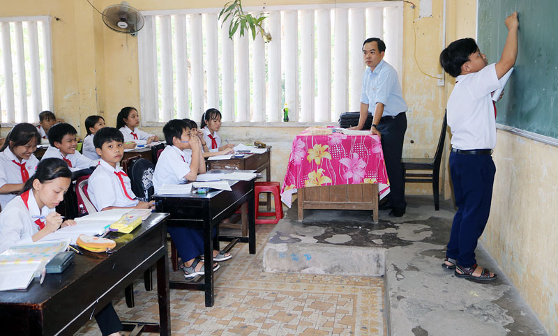 Tiết học toán của thầy và trò Trường THCS Phước Mỹ Trung.