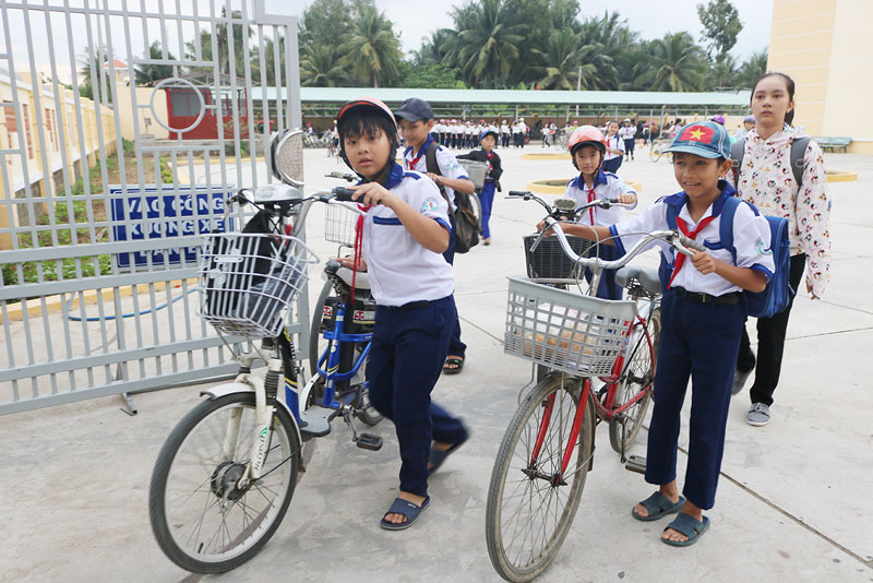 Không trừ 2 điểm khi xét tuyển nguyện vọng 1 trường không chuyên Học sinh Trường THCS Hưng Nhượng, huyện Giồng Trôm.