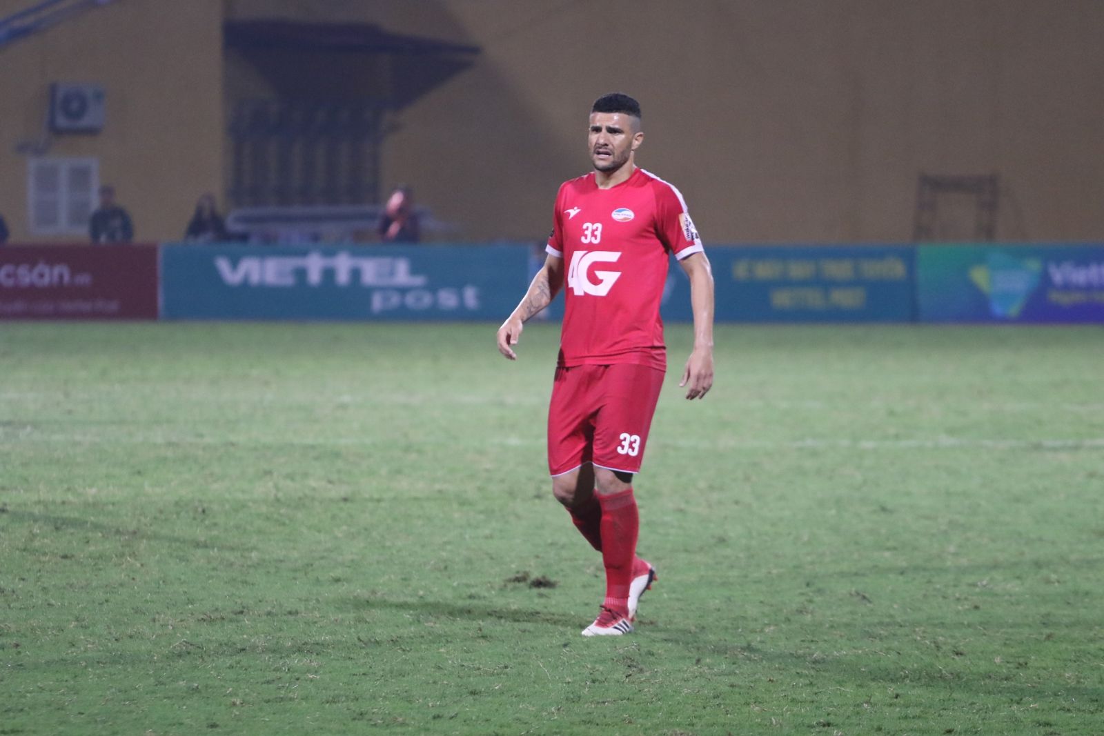 Paulo gây thất vọng trong màu áo Viettel sau 5 vòng đấu đầu tiên.