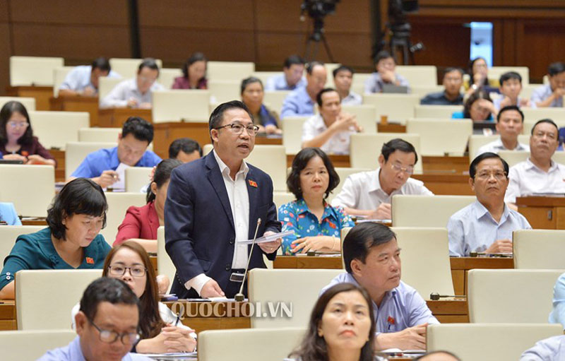 Đại biểu Lưu Bình Nhưỡng phát biểu tại phiên thảo luận Luật Thi hành án hình sự (sửa đổi).