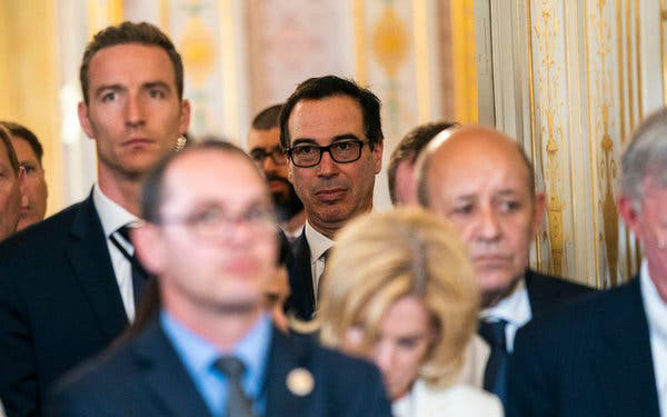 Bộ trưởng tài chính Mỹ Steven Mnuchin sẽ có cuộc gặp với Thống đốc ngân hàng trung ương Trung Quốc Dịch Cương tại hội nghị G20. Ảnh: New York Times