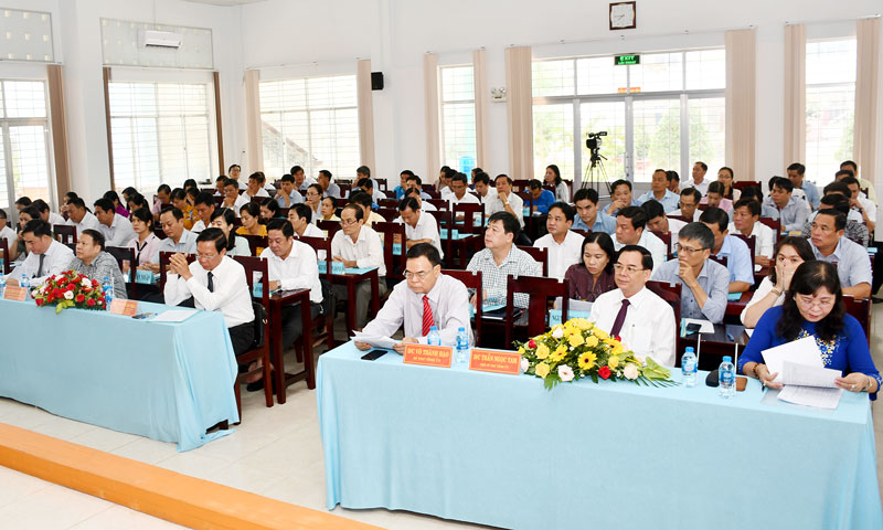 Các đại biểu tham dự lớp học.