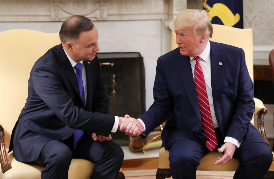 Tổng thống Mỹ Donald Trump tiếp Tổng thống Ba Lan Andrzej Duda tại Nhà Trắng. Ảnh: Reuters