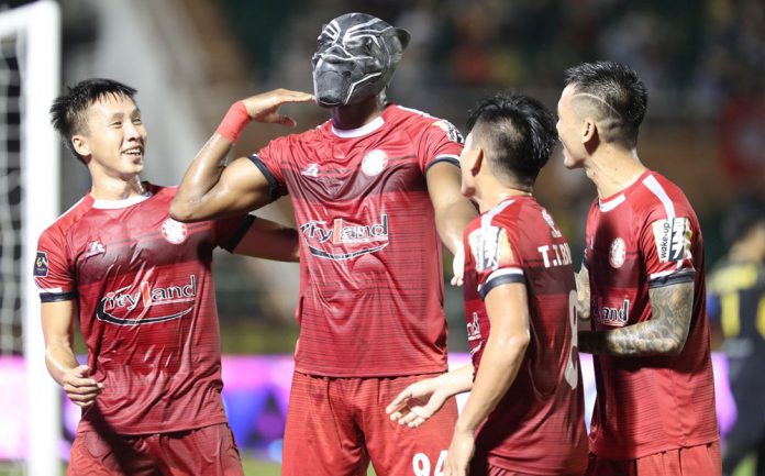 V.League 2019: Nam Định FC lội ngược dòng thắng SHB Đà Nẵng 2-1