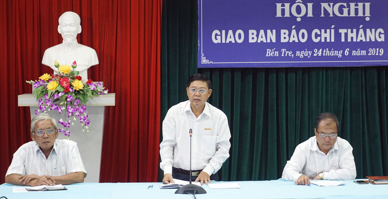 Phó trưởng Ban Tuyên giáo Tỉnh ủy Nguyễn Hữu Thọ phát biểu kết thúc hội nghị. Ảnh: Q.Hùng