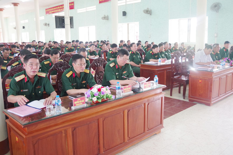 Bộ Chỉ huy Quân sự 12 tỉnh, thành phố sơ kết công tác thi đua khen thưởng 6 tháng đầu năm 2019 Đại biểu tham dự hội nghị