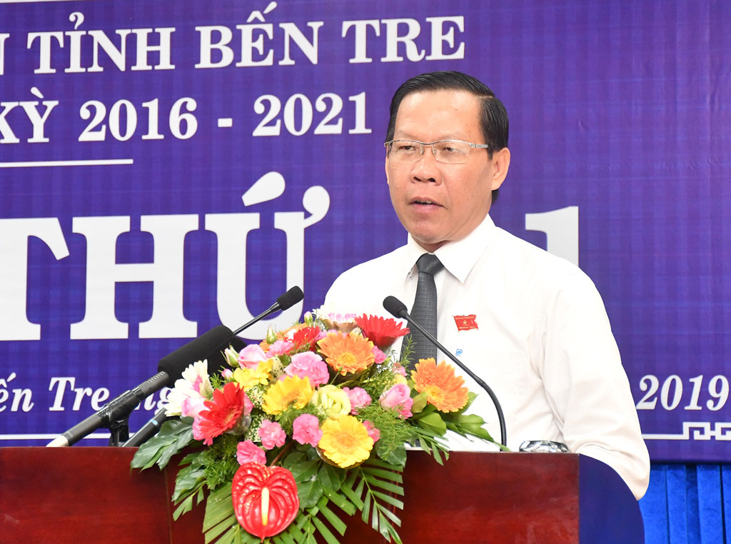 Phó bí thư Tỉnh ủy, Chủ tịch HĐND tỉnh Phan Văn Mãi phát biểu khai mạc kỳ họp