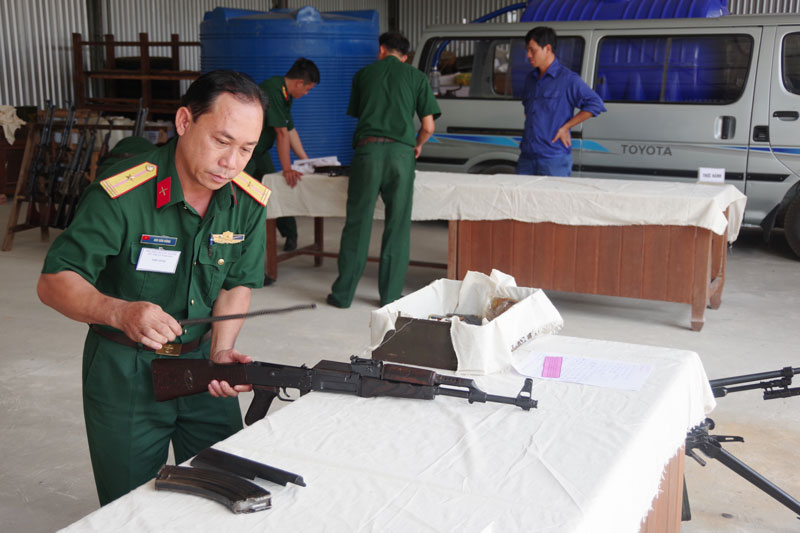 Hội thi chuyên ngành kỹ thuật năm 2019 Cán bộ trợ lý quân khí thực hành nội dung thi tháo lắp súng