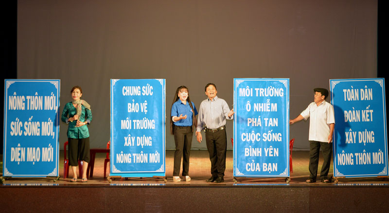 Diễn phúc khảo chập cải lương chủ đề về nông thôn mới Đoàn biểu diễn chập cải lương Chuyện chung.