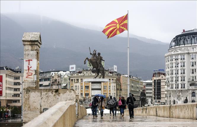 Các lãnh đạo EU không đồng thuận về việc khởi động đàm phán kết nạp Albania và Bắc Macedonia Quang cảnh quảng trường tại Skopje, CH Bắc Macedonia, ngày 6-2-2019. Ảnh: AFP/TTXVN