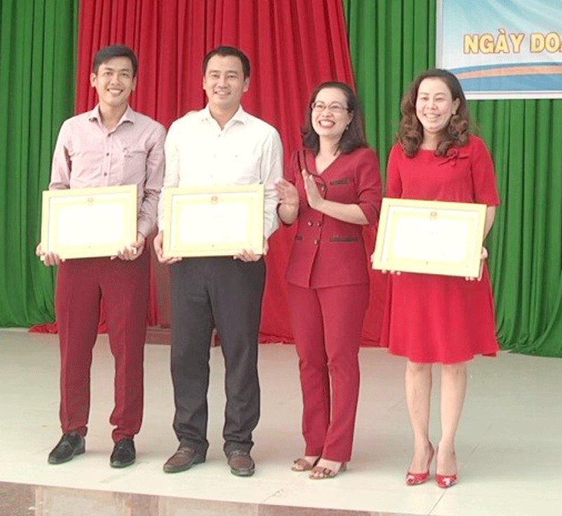 Tin hoạt động các huyện, thành phố ngày 19-10-2019 Ảnh: Kim Phụng