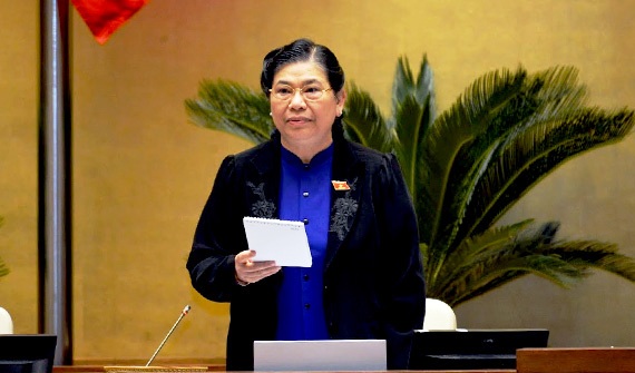 Quốc hội thảo luận Đề án phát triển vùng dân tộc thiểu số Phó Chủ tịch Quốc hội Tòng Thị Phóng điều hành phiên họp.