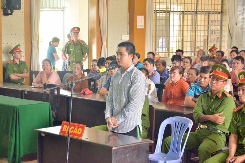Tử hình đối tượng đâm thương vong 2 công an xã Bị cáo Nguyễn Minh Thắng tại phiên tòa.