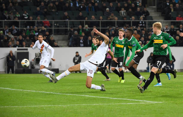 MU ghi tên vào vòng knock-out Ảnh: Reuters