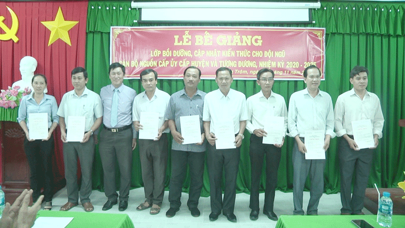 Tin hoạt động các huyện ngày 9-11-2019 Ảnh: Kim Phụng