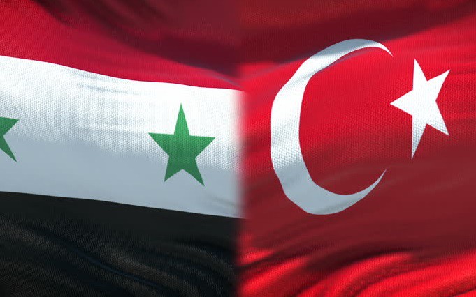Cờ Syria, Thổ Nhĩ Kỳ. Ảnh: Shutterstock.