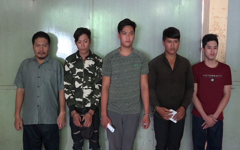 Các đối tượng tại cơ quan công an