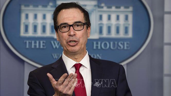 Bộ trưởng Tài chính Mỹ Steven Mnuchin phát biểu tại Nhà Trắng ở Washington, DC, Mỹ. Ảnh: AFP/TTXVN