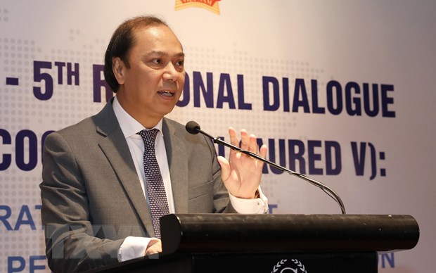 Năm Chủ tịch ASEAN 2020: Tăng cường gắn kết và thống nhất ASEAN Thứ trưởng Bộ Ngoại giao Nguyễn Quốc Dũng. Ảnh: Lâm Khánh/TTXVN