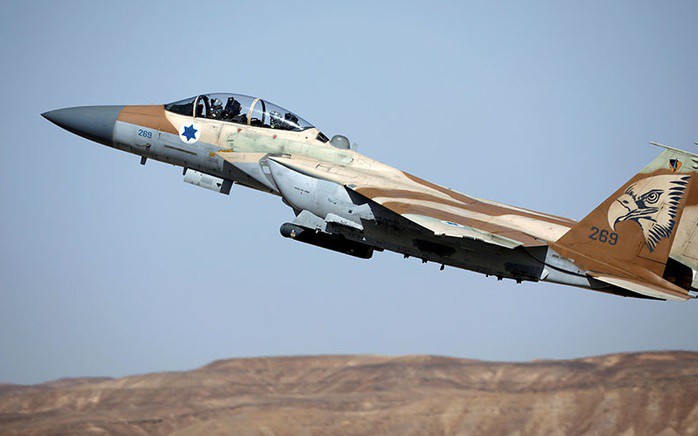 Tiêm kích F-15 của Israel. Ảnh: Reuters.