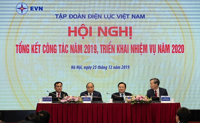 Thủ tướng Nguyễn Xuân Phúc dự Hội nghị tổng kết công tác năm 2019, triển khai nhiệm vụ năm 2020 của Tập đoàn Điện lực Việt Nam .