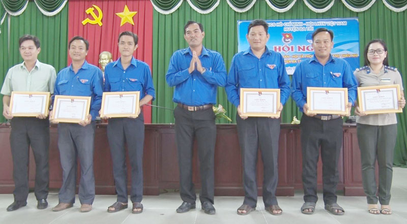 Tin hoạt động các huyện ngày 4-1-2020 Ảnh: Trần Xiện