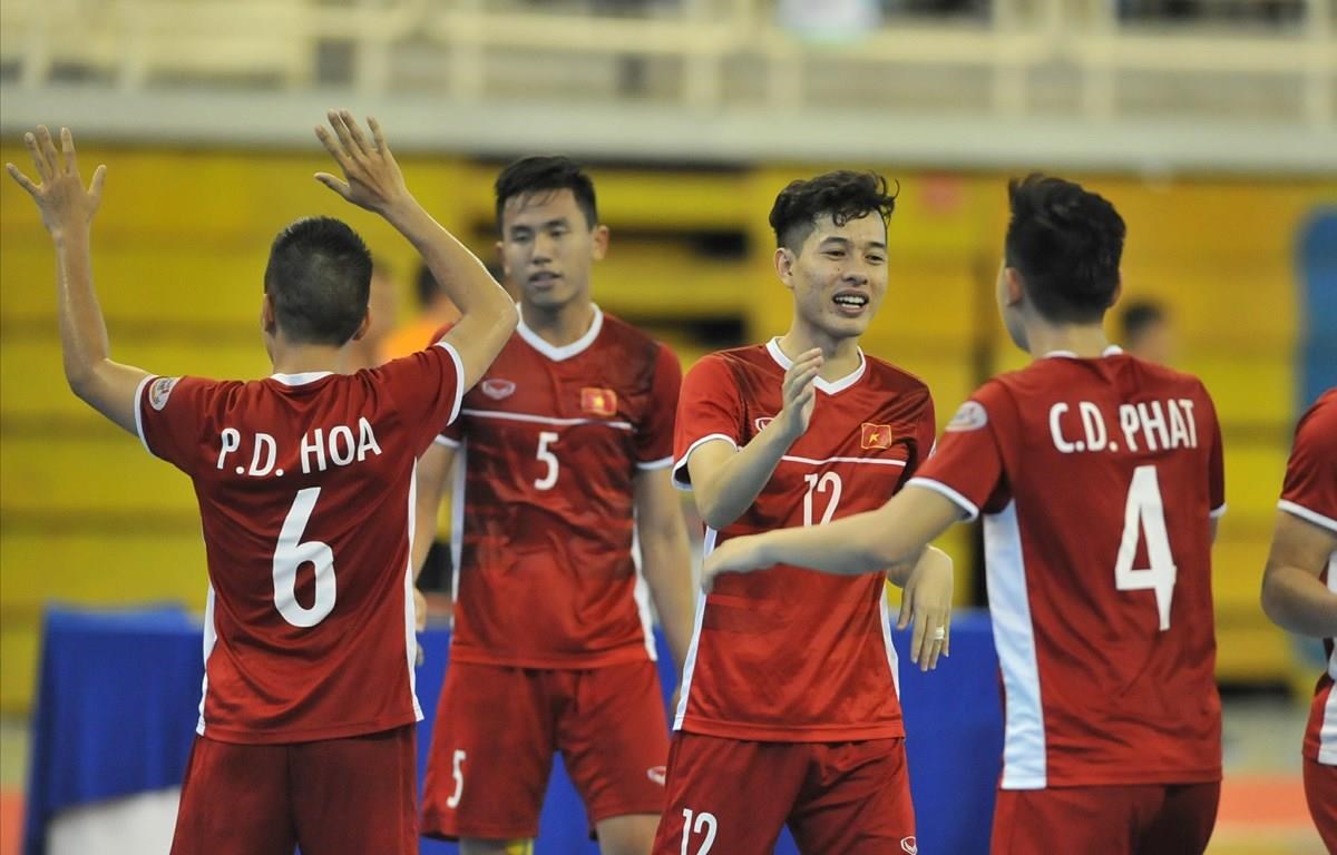 Các cầu thủ futsal Việt Nam.