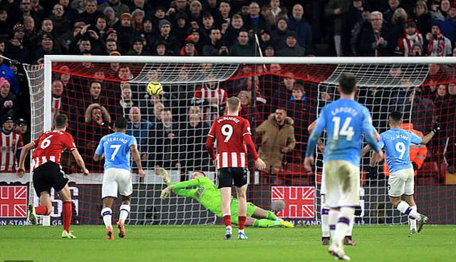 Chelsea hòa kịch tính Arsenal, Man City thắng Sheffield United 1-0 Henderson đã có trận đấu ấn tượng trước Man City