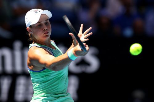 Tay vợt số 1 thế giới Ashleigh Barty thất bại ở bán kết đơn nữ Australian Open.