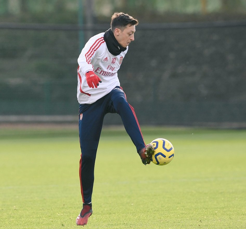 Tin bóng đá 2-2-2020: MU chọn tiền đạo khác trước khi mượn Ighalo Arsenal không bán Ozil vì có quá ít thời gian thay thế