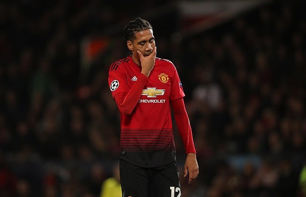 Tin bóng đá 7-2-2020: MU chốt giá bán hậu vệ cho AS Roma Smalling không còn được tin dùng ở MU