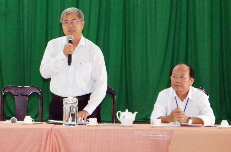 Phó chủ tịch Thường trực UBND tỉnh Nguyễn Văn Đức kết luận buổi làm việc.