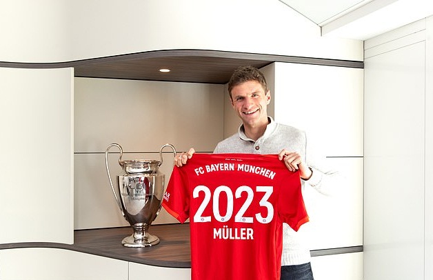 Muller đã gia hạn hợp đồng với Bayern Munich đến năm 2023