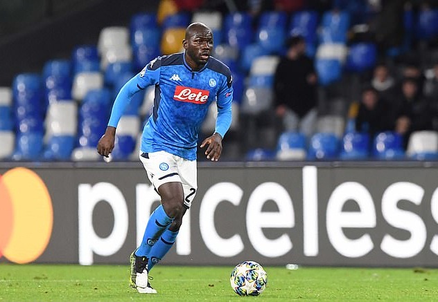 Trung vệ Kalidou Koulibaly là mục tiêu chuyển nhượng hàng đầu của MU trong hè 2020