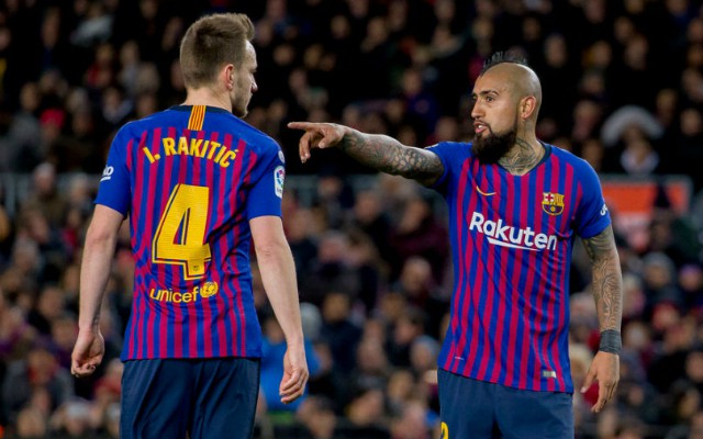 Rakitic và Vidal dự kiến được Barca đem bán