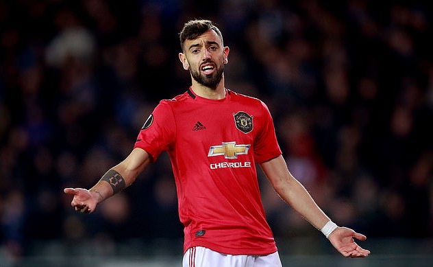 Bruno Fernandes được MU yêu cầu trở lại Anh