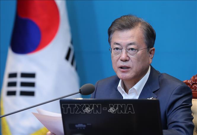 Tổng thống Hàn Quốc Moon Jae-in phát biểu trong một cuộc họp tại Seoul, Hàn Quốc ngày 27-4-2020. Ảnh: Yonhap/TTXVN