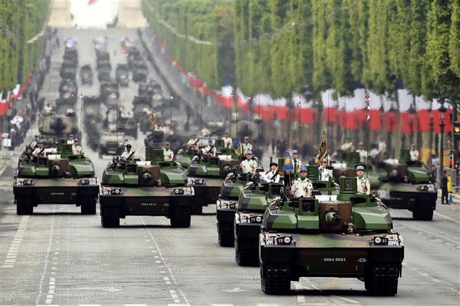 Lễ duyệt binh kỷ niệm Ngày Quốc khánh Pháp trên đại lộ Champs-Elysees, Paris, ngày 14-7-2019. Ảnh: AFP/TTXVN