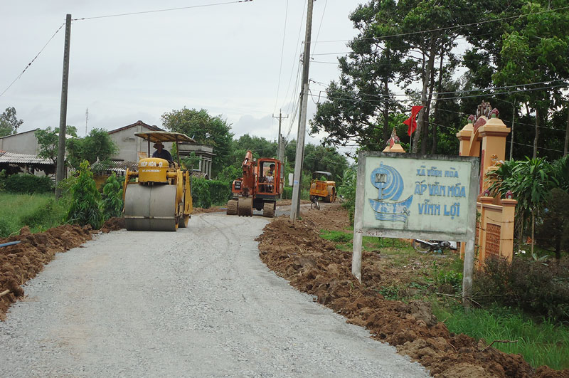 Hoàn thiện hệ thống giao thông nông thôn.